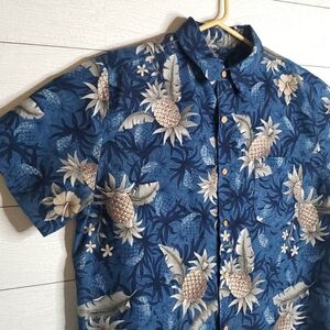 💧COASTAL | BUTTONDOWN